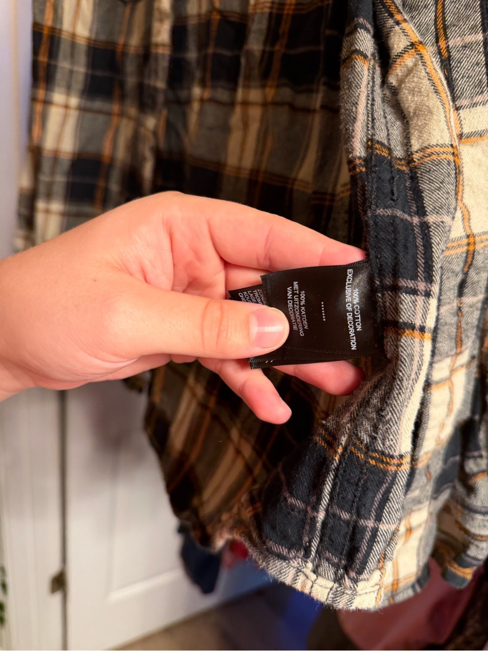 Women’s Harley Davidson Flannel - Picture 5 of 10